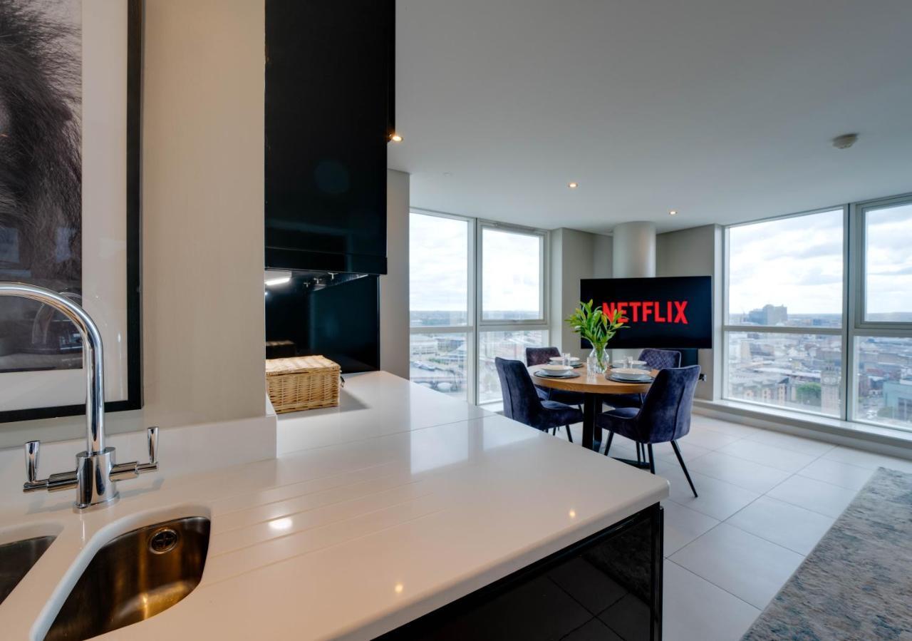 Tallest Building In The City Centre Sleeps 5 Incredible City Mountain And Lagan Views Belfast Ngoại thất bức ảnh